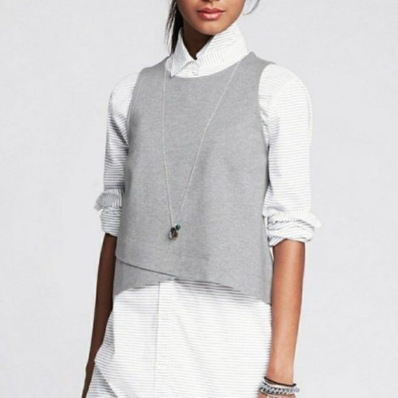 BANANA REPUBLIC || BLACK STRUCTURED TOP/VEST - Picture 1 of 4